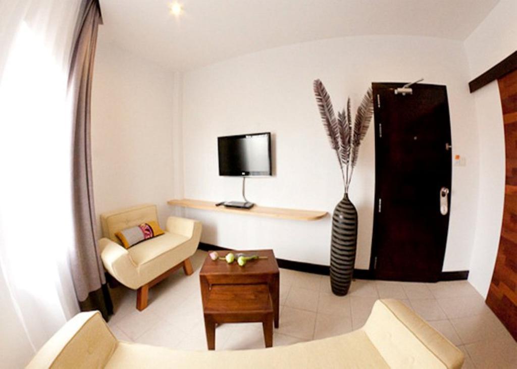 Hotel Cara Phnom Penh Bagian luar foto